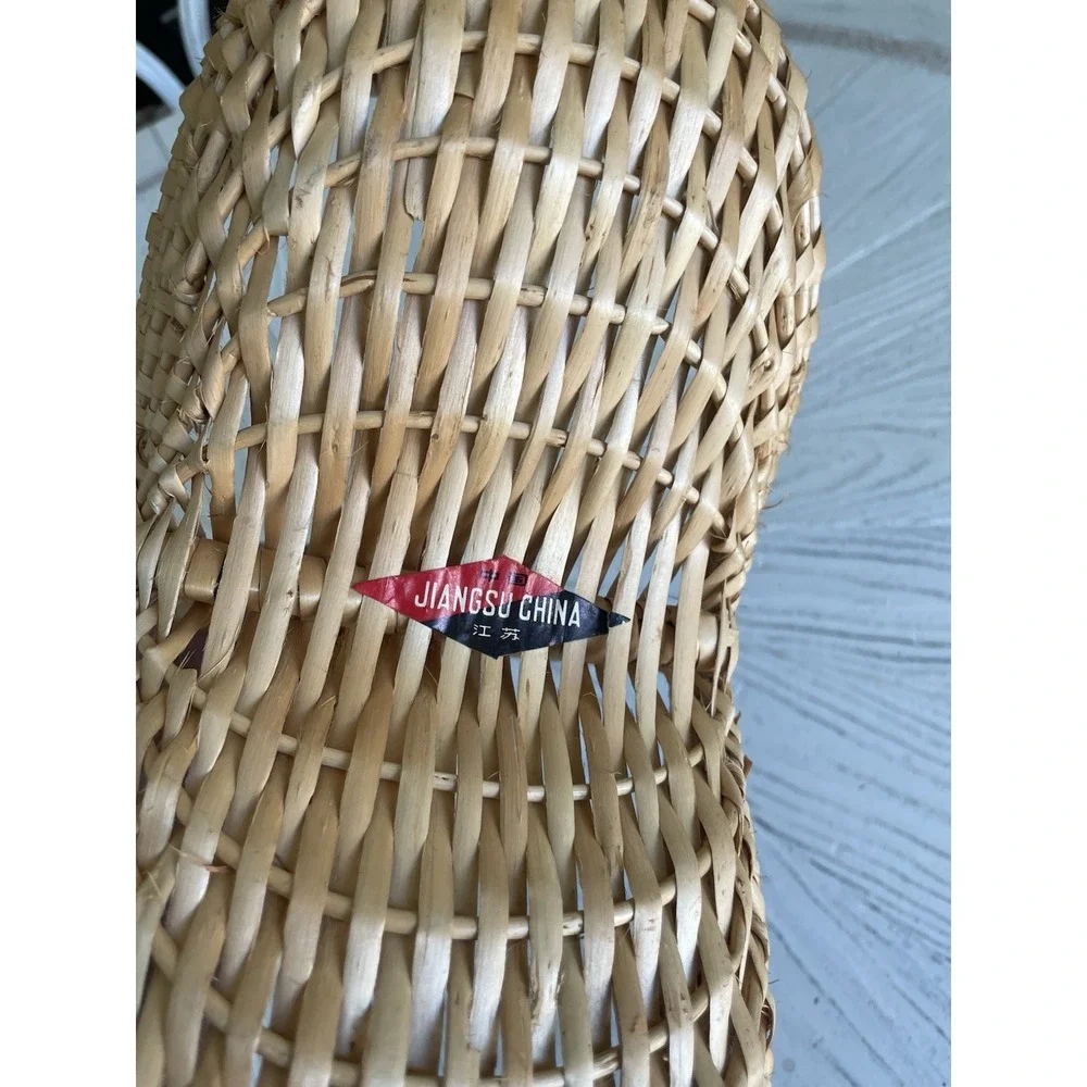Vtg Woven Bohemian Wicker Rattan Handled Basket Hippie‎  Boho New